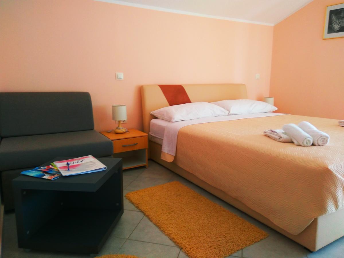 Aparthotel Viola Pjescana Uvala