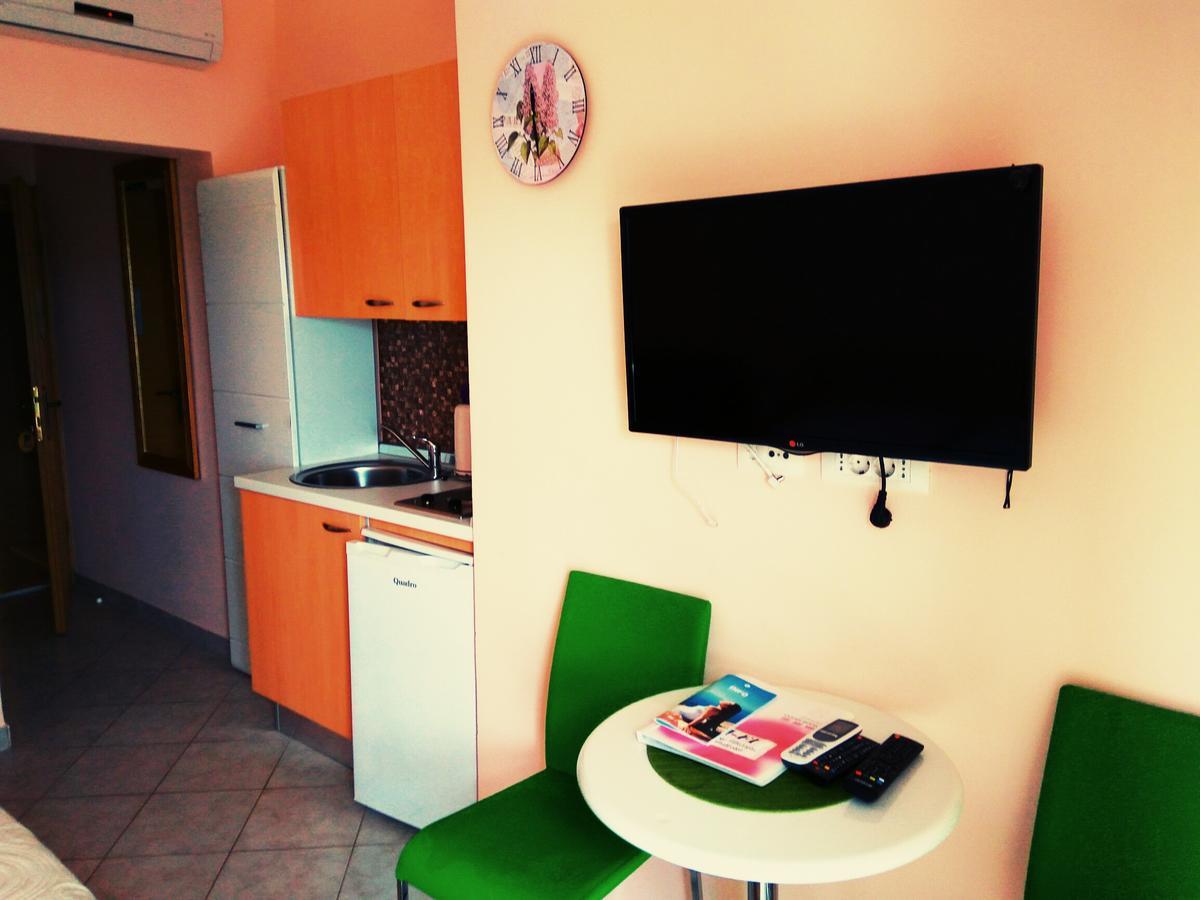 Aparthotel Viola 4*